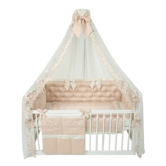 Cream Daisies - Newborn Bedding Set